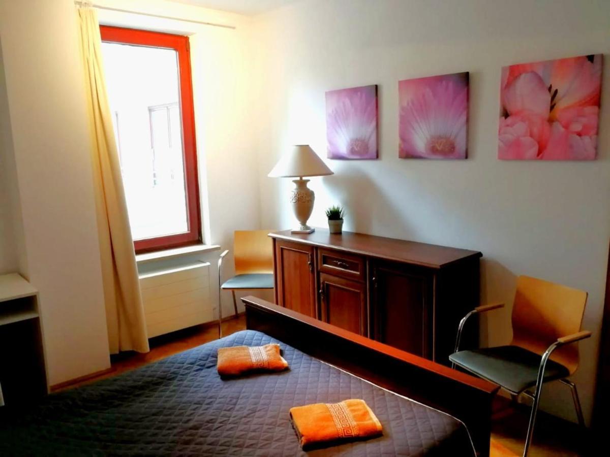 Center Warsaw - Apartmenty Jana Pawla II Exterior foto
