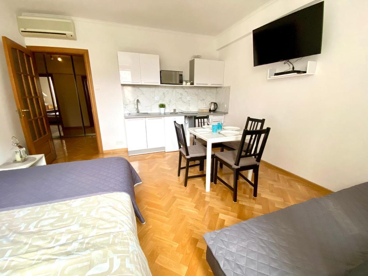 Center Warsaw - Apartmenty Jana Pawla II Exterior foto